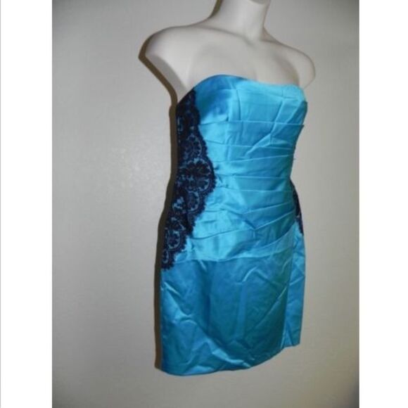 Davids Bridal Dress Size 2 Malibu Strapless NWT - Picture 2 of 4